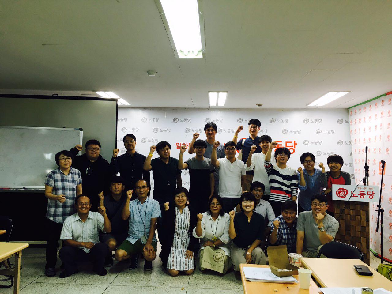 단체사진.jpg
